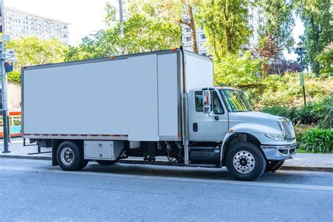 How To Choose The Right Moving Truck Sizes And Features