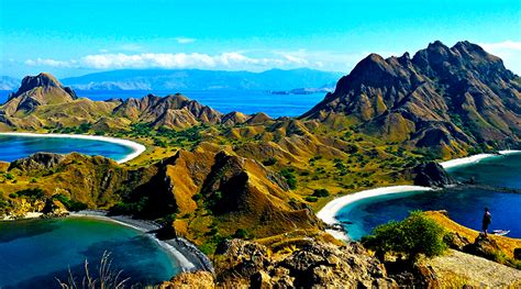 Komodo National Park; The new 7 Wonders in Nature | Komodo Discovery