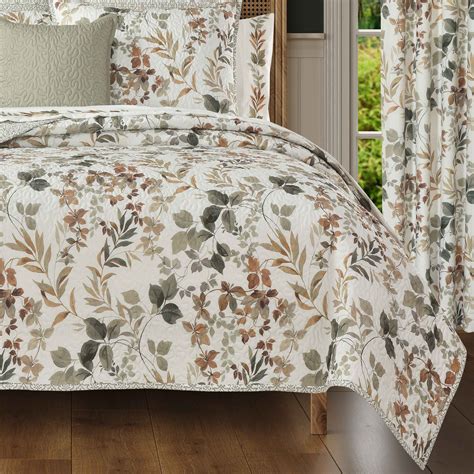 Evergreen Sage 3 Piece Quilt Set – Latest Bedding