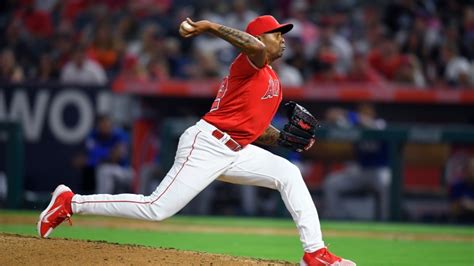 Atlanta Braves Trade for Angels Closer Raisel Iglesias | Just Baseball