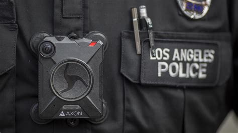 Major Police Body Camera Manufacturer Rejects Facial Recognition ...