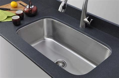 How to Remove Rust from Stainless Steel Sink - Homeaholic