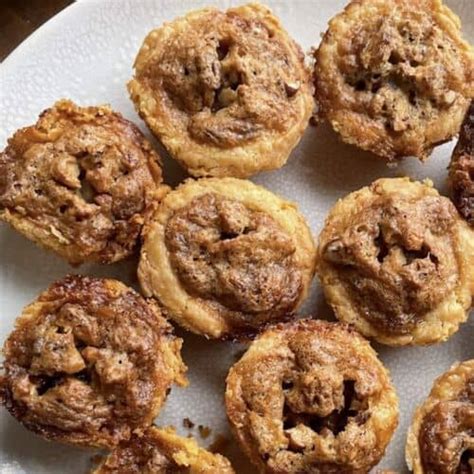 Pecan Tarts - Southern Bytes