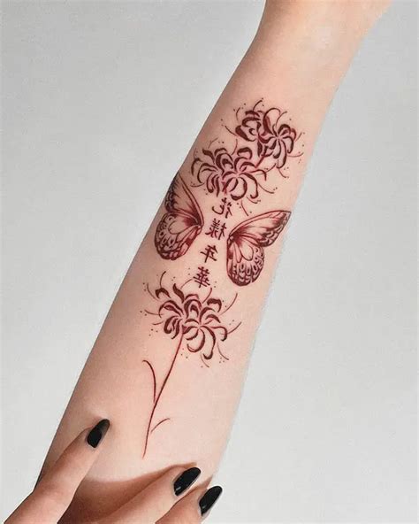 77 Gorgeous Forearm Tattoos For Women with Meaning