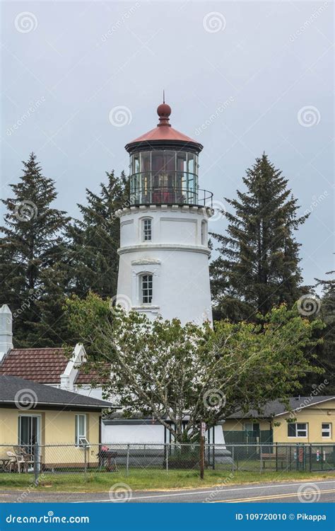 The Umpqua River Lighthouse, Winchester Bay, Oregon Stock Photo - Image ...