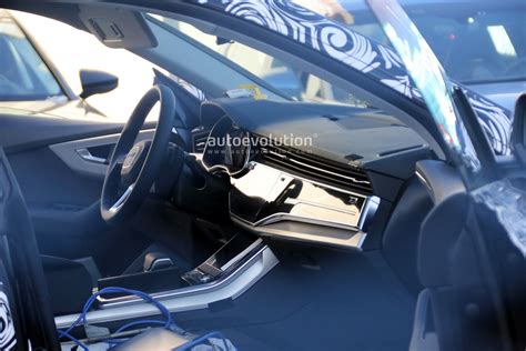 Spyshots: Audi Q8 Production Interior Revealed - autoevolution