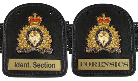 RCMP Crest Badge Carrier # 4--WITH Badge – Gray Jay Leather