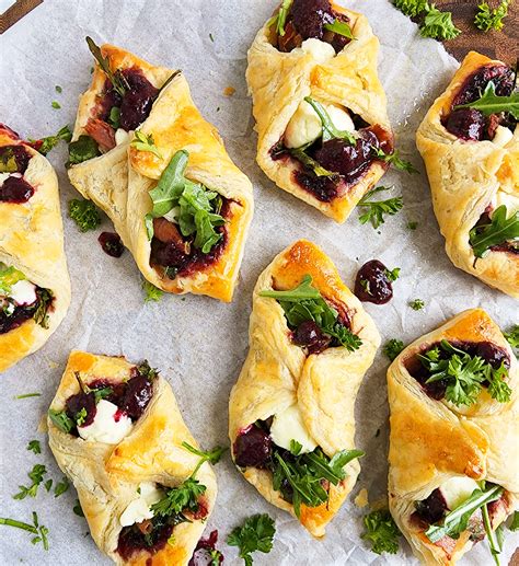 Prosciutto Blackberry & Goat Cheese Puff Pastry Appetizers - Beautiful ...