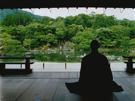 A Basic Guide to Zen Buddhism Beliefs and Practices