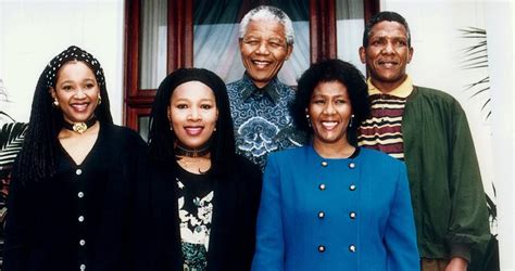 Nelson Mandela With His Daughters Zindzi, Zenani, Makaziwe and Makgatho