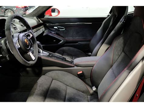 2025 Porsche Cayman: 40 Interior Photos | U.S. News