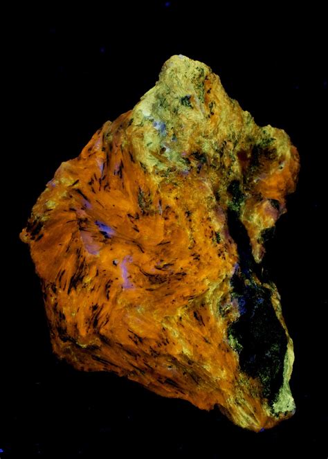 Gallery - The Fluorescent Mineral Society