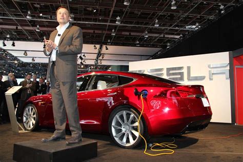 Tesla’s Elon Musk Sets off on an Excellent Adventure | TheDetroitBureau.com