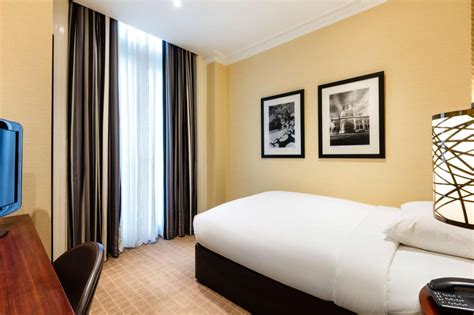 Radisson Blu Edwardian, Vanderbilt , London | LateRooms.com