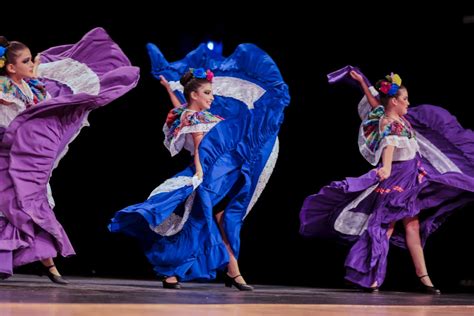 Ballet Folklorico | Studio C School of Dance