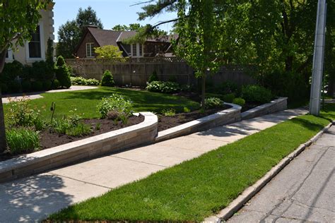 Retaining Walls - Pavestone