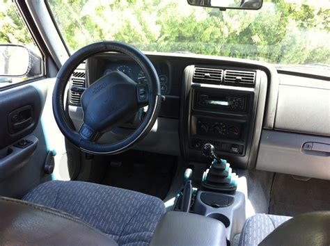 Jeep comanche interior swap