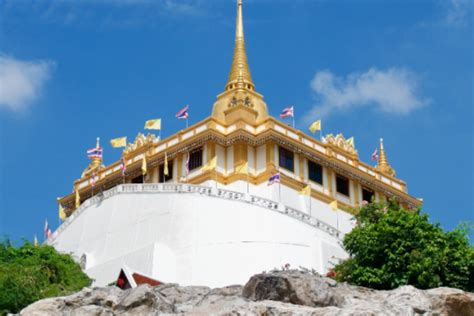 Top 5 Must-visit Temples in Bangkok once in a Lifetime!