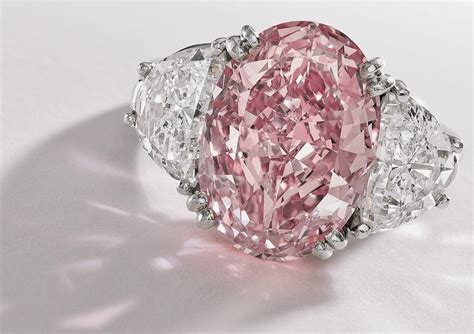 New Fashion In: Pink Diamond Rings.