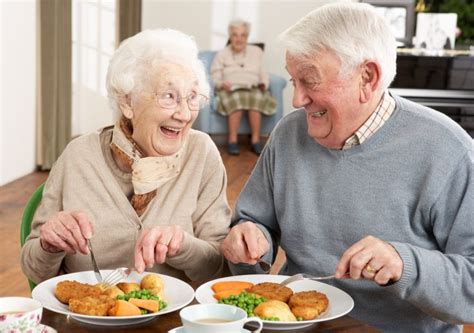 New Nursing Home Menu Ideas Put Residents First