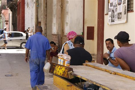 People Cuba Streets - Free photo on Pixabay - Pixabay