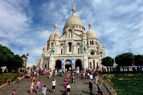 Montmartre - Best things to do in Paris