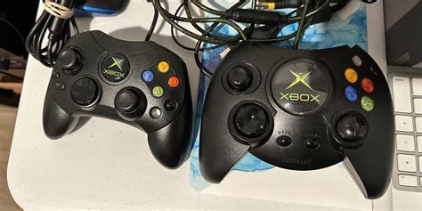 Controller S or Duke? And why? : r/originalxbox