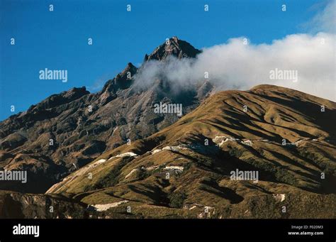 The Cotacachi volcano (4939 metres), Andes, Ecuador Stock Photo - Alamy