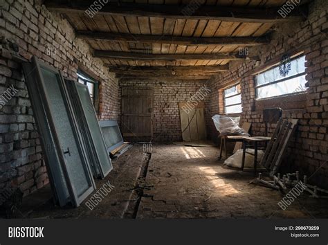 Old Barn Interior Image & Photo (Free Trial) | Bigstock