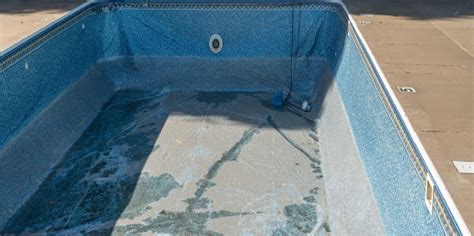 Vinyl Liner Pool Repair 101: Common Issues and Solutions