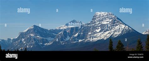 Imposing Mountain Range. High resolution panorama Stock Photo - Alamy