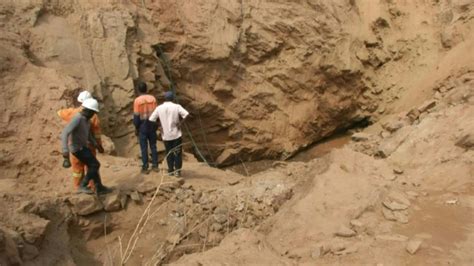 Zimbabwe mine shaft collapse Dozens trapped - News Without Politics