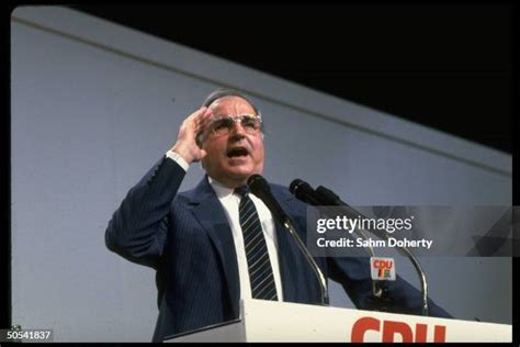 7,803 Chancellor Dr Helmut Kohl Photos & High Res Pictures - Getty Images