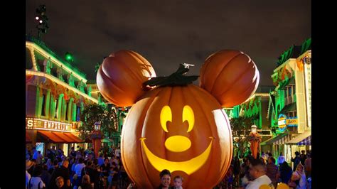 How does mickey halloween party work at disneyland | ann's blog