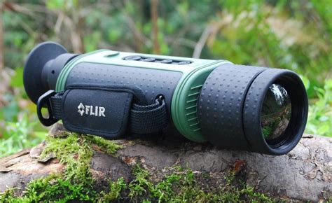 Best Monocular: Expert’s Buying Advice and Top Picks Reviews