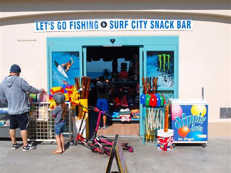 Huntington Beach Pier - Pier Fishing in California