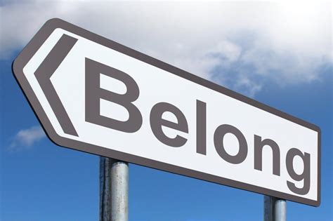 Belong - Free of Charge Creative Commons Highway Sign image