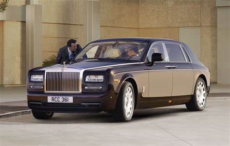 Rolls-Royce Phantom Extetnded Wheelbase (2013) - Car Barn Sport