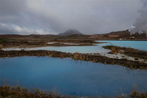 Premium Photo | Blue lake