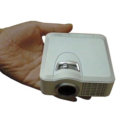 China Mini Portable LCD Projector (P100) - China Projector, Lcos Projector