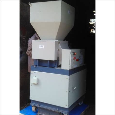 BuyHeavy Duty Industrial Shredder Machine in Maharashtra,Heavy Duty ...