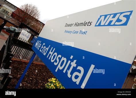 Hospital sign board hi-res stock photography and images - Alamy