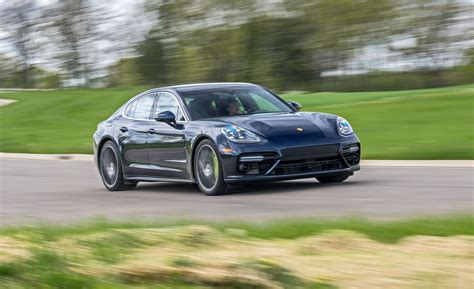 Porsche Panamera Turbo / Turbo S Reviews | Porsche Panamera Turbo / Turbo S Price, Photos, and ...