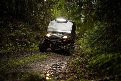 The 5 Best Electric 4x4 Utility Vehicles (UTV)