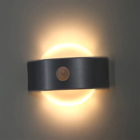 Wireless Wall Light Motion Sensor Security Lights 14 LED Night Light ...