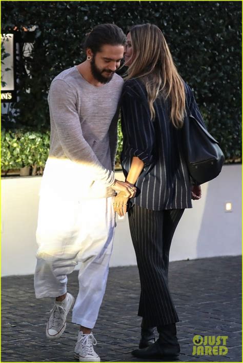 Heidi Klum & Tom Kaulitz Kiss, Share Playful Moment After Dinner ...