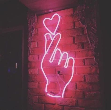 neon heart on Tumblr