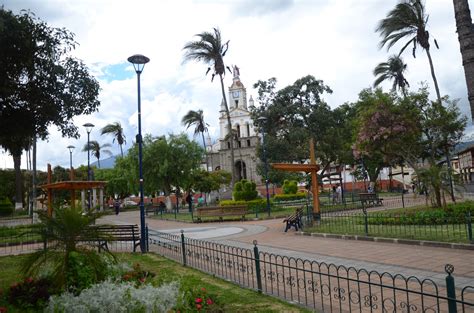 Cotacachi (Town in Northern Ecuador) - Nomadic Niko