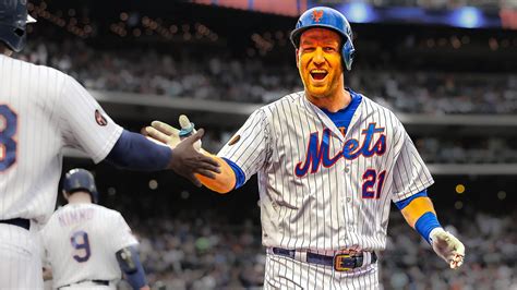 New York Mets news: Todd Frazier goes deep against Yankees in Game 2