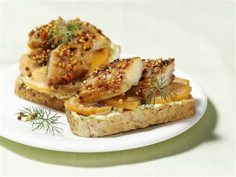 Sandwich with Smoked Mackerel recipe | Eat Smarter USA